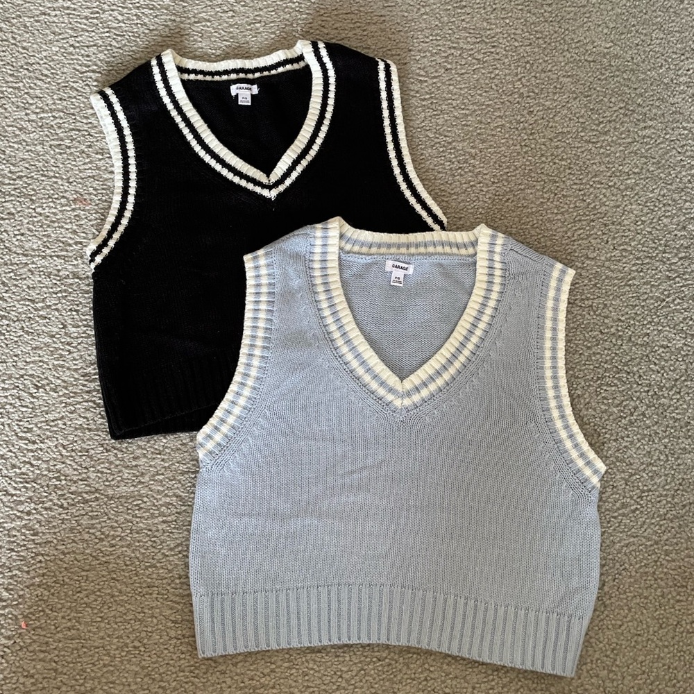 Garage Tipping Vests (2), Blue and Black
